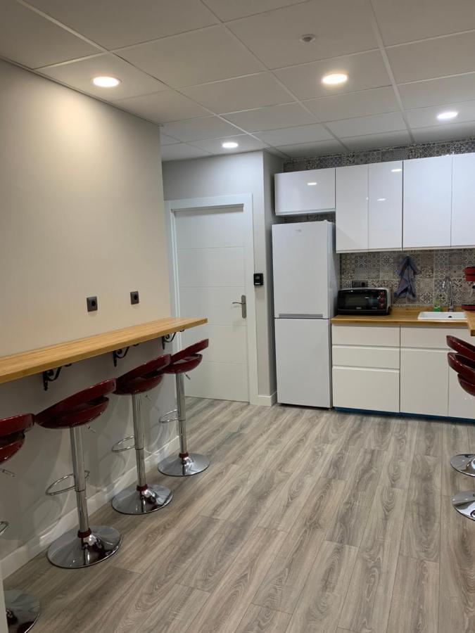 Cv33 Ostatua Hotel Bilbao Luaran gambar