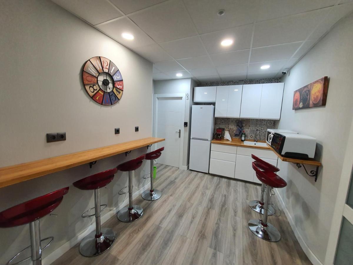 Cv33 Ostatua Hotel Bilbao Luaran gambar