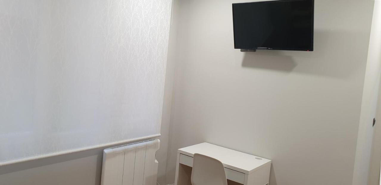 Cv33 Ostatua Hotel Bilbao Luaran gambar