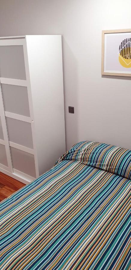 Cv33 Ostatua Hotel Bilbao Luaran gambar