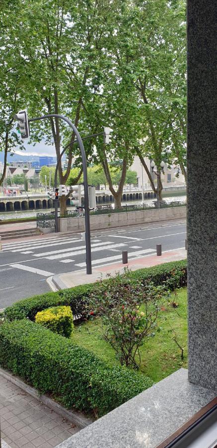 Cv33 Ostatua Hotel Bilbao Luaran gambar