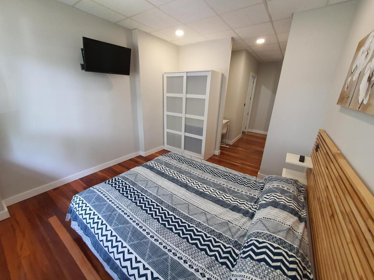 Cv33 Ostatua Hotel Bilbao Luaran gambar